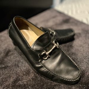 Black leather Salvatore, Ferragamo, Florence flats